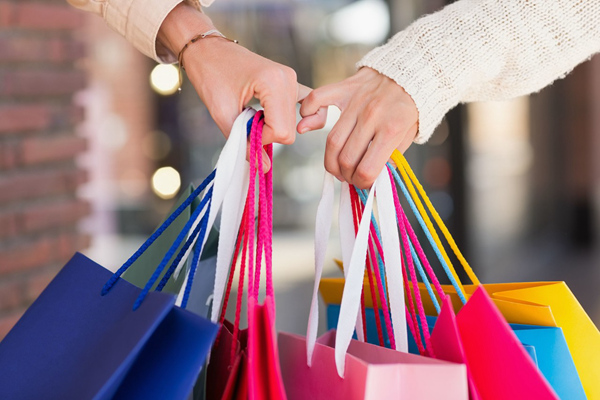 李佳琦、薇婭直播帶貨是記“七傷拳”